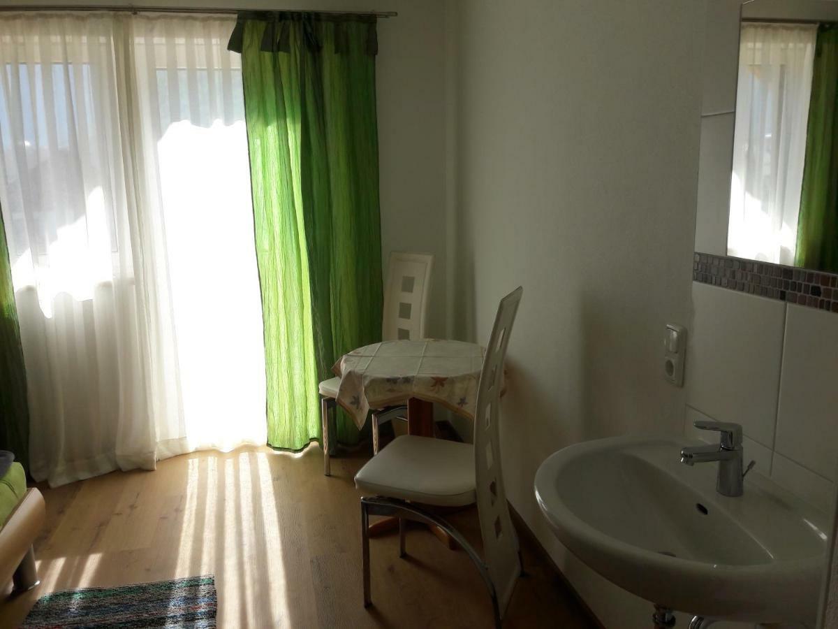 Apartment Sandra Obertraun Exterior photo